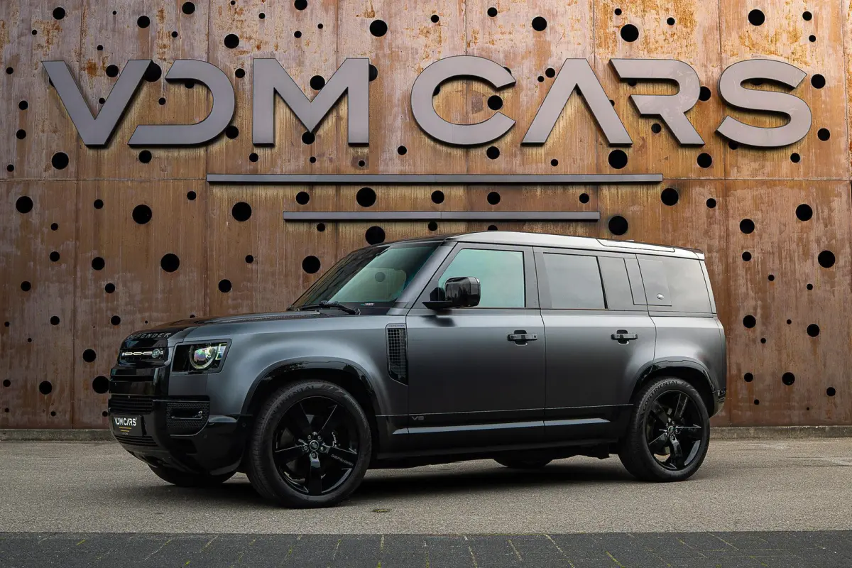 5.0 P525 110 V8 Carpathian Edition | Milltek | Matte PPF | PowerPack | Auto-Terrain | 360 | CarPlay |