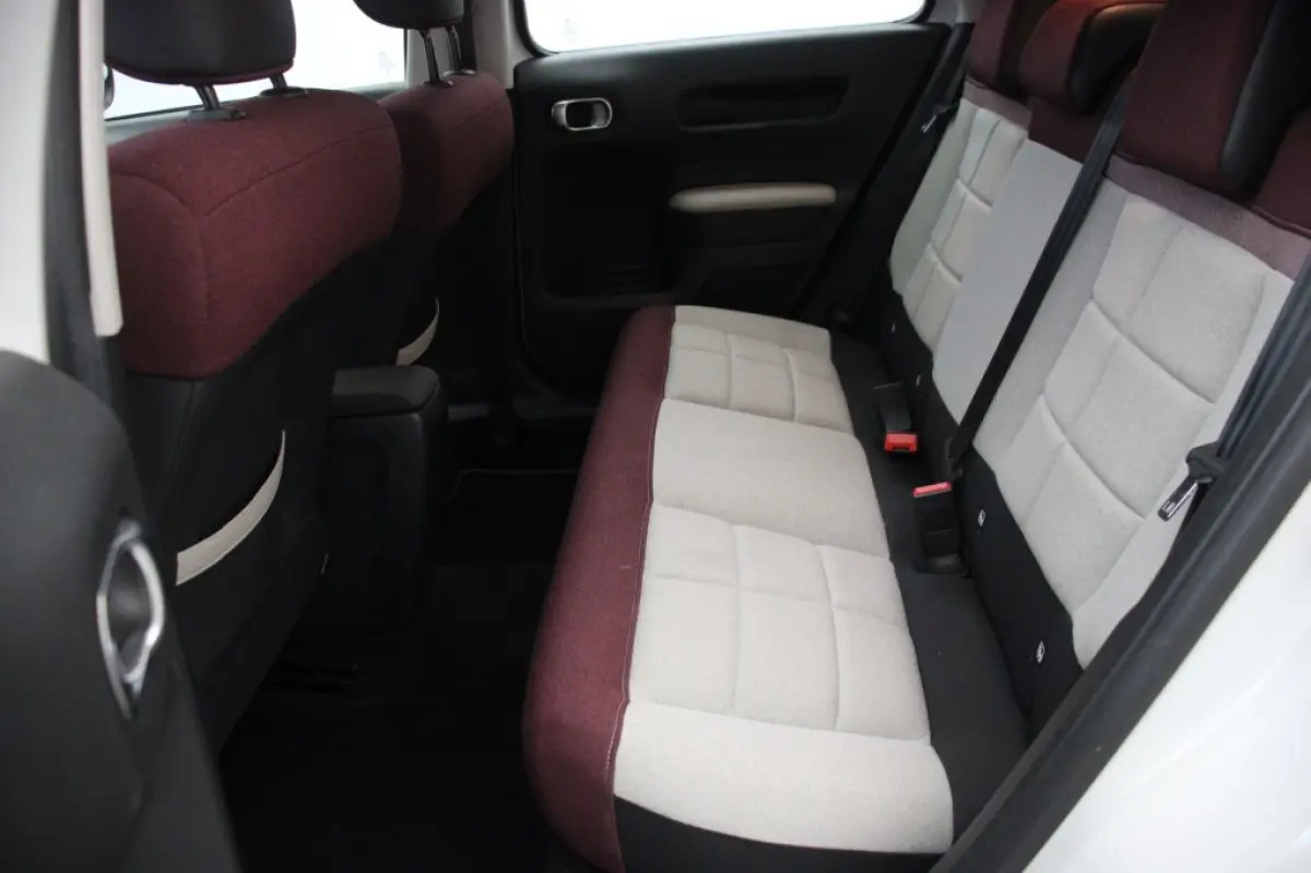 1.2 PureTech Business - Carplay, Navi, Cruise, Trekhaak