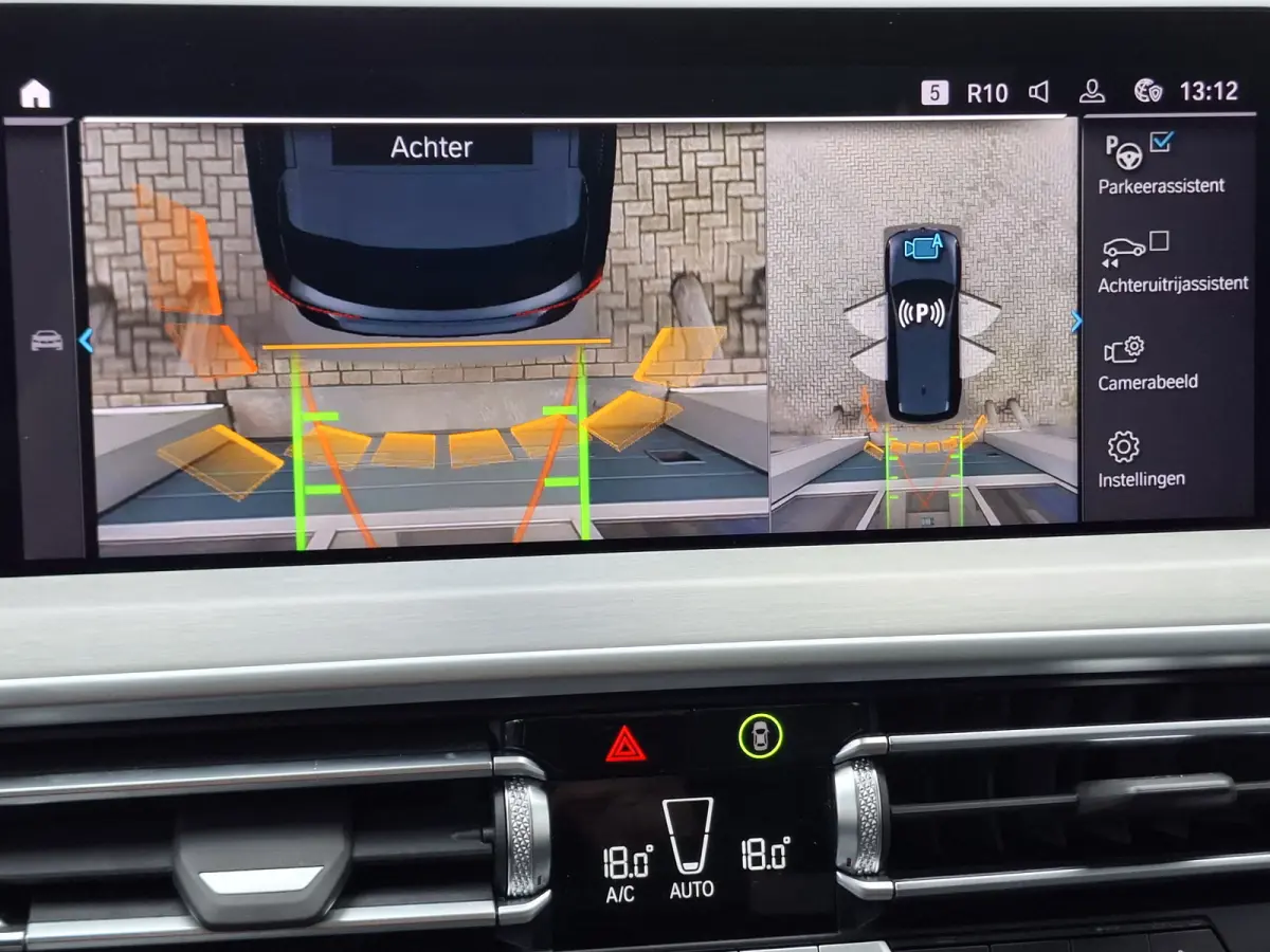 High Executive M-sport 80 kWh | SoH 96.6% | Navigatie/Android/Apple Carplay | LM Velgen 20" | Elektrisch Panoramadak | Stuur/Voorstoelen Verwarmd | ADC | Elektrische Trekhaak | Airco |