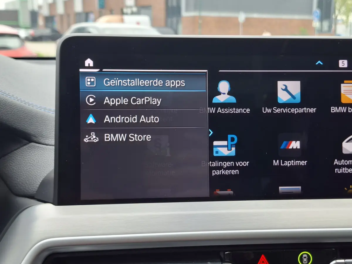 High Executive M-sport 80 kWh | SoH 96.6% | Navigatie/Android/Apple Carplay | LM Velgen 20" | Elektrisch Panoramadak | Stuur/Voorstoelen Verwarmd | ADC | Elektrische Trekhaak | Airco |