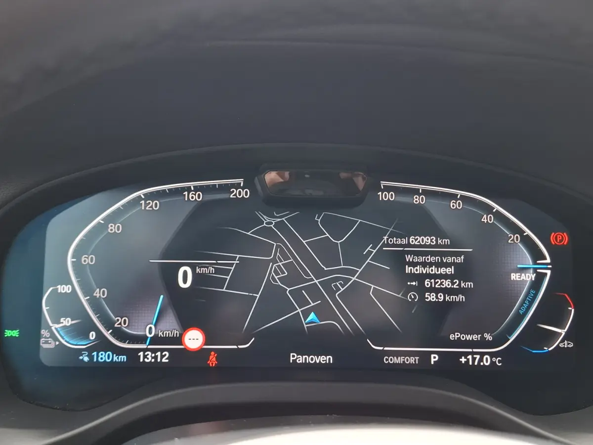 High Executive M-sport 80 kWh | SoH 96.6% | Navigatie/Android/Apple Carplay | LM Velgen 20" | Elektrisch Panoramadak | Stuur/Voorstoelen Verwarmd | ADC | Elektrische Trekhaak | Airco |