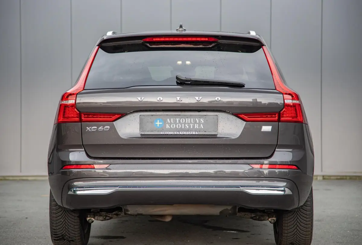 2.0 T6 Plug-in hybrid AWD Core Bright Pano|Trekhaak