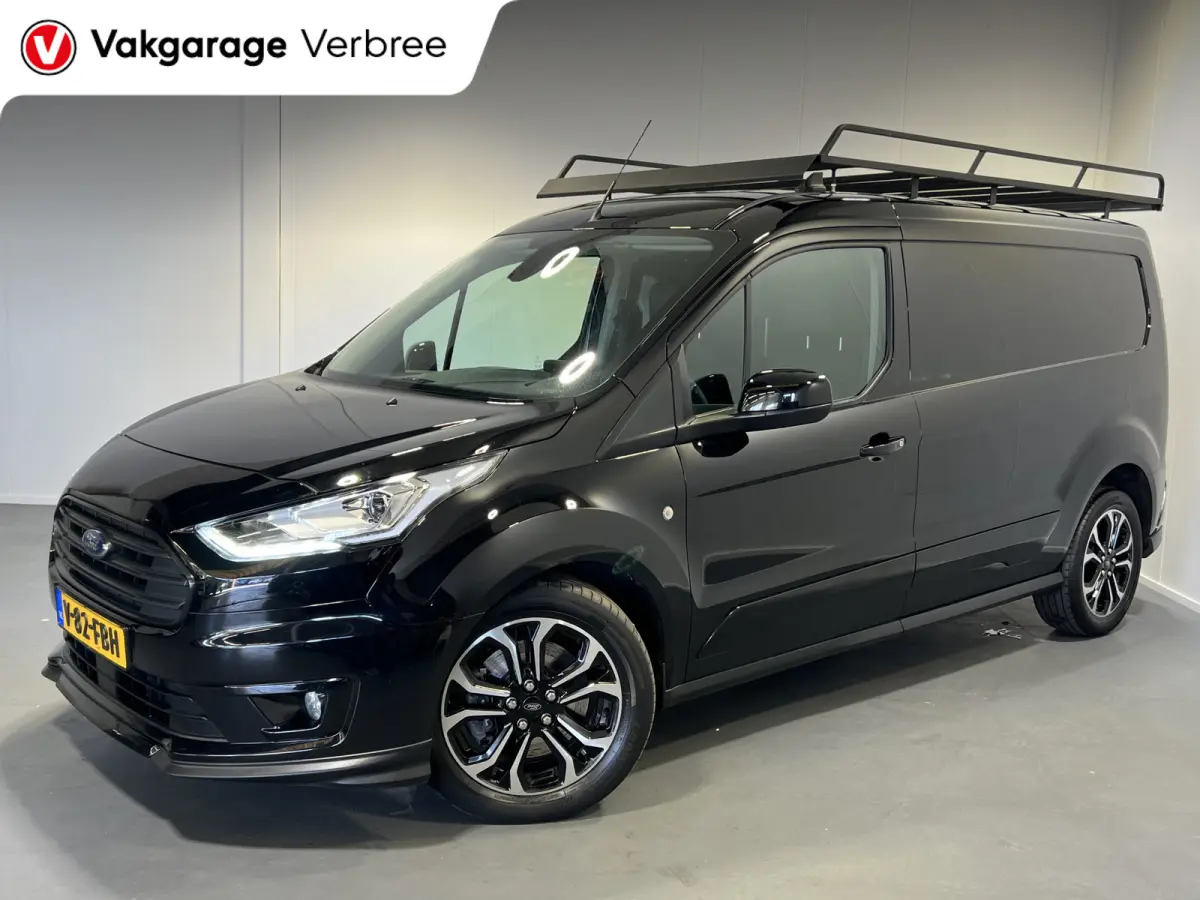 1.5 EcoBlue L2 Sport Trekhaak | LM Velgen 17" | Cruise Control | Voorstoelen Verwarmd | Voorruit Verwarmd | Airco | PDC Achter |
