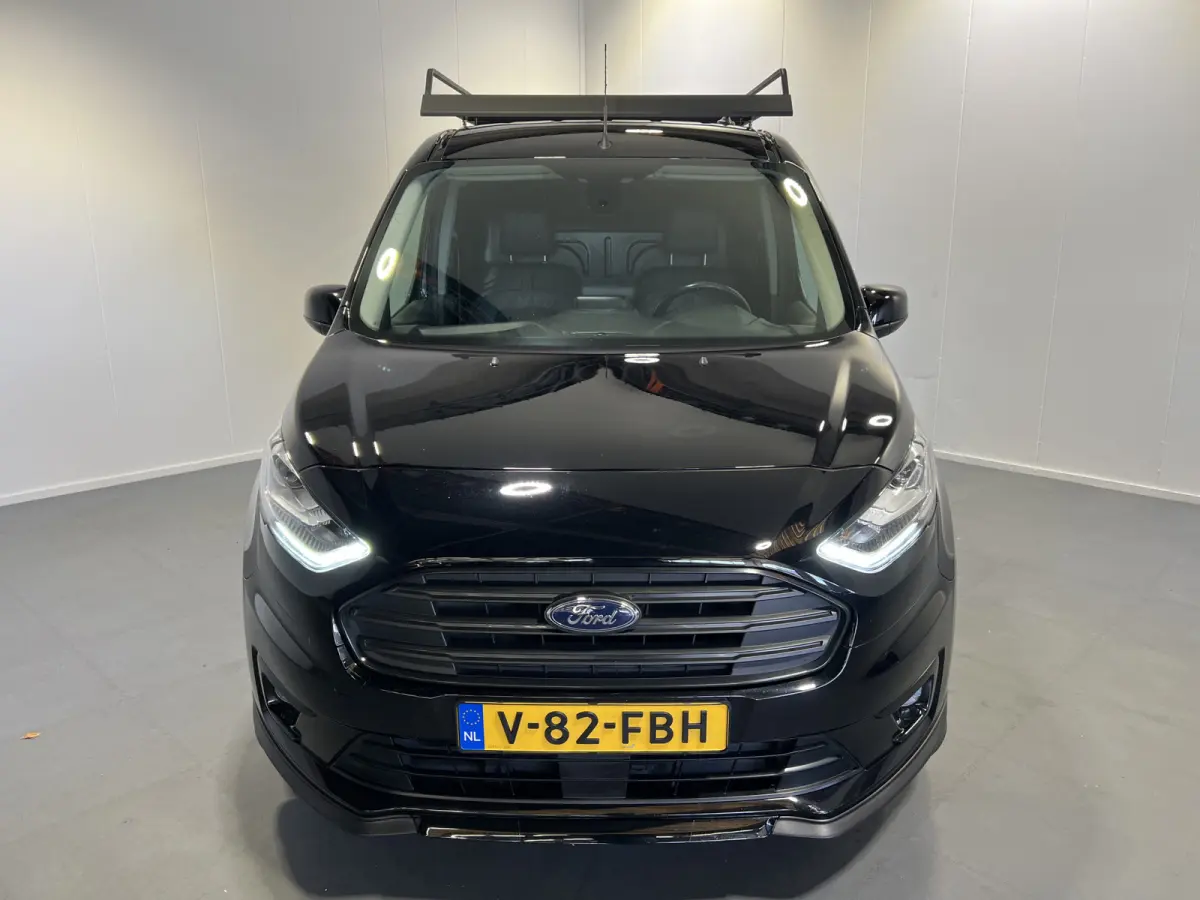 1.5 EcoBlue L2 Sport Trekhaak | LM Velgen 17" | Cruise Control | Voorstoelen Verwarmd | Voorruit Verwarmd | Airco | PDC Achter |