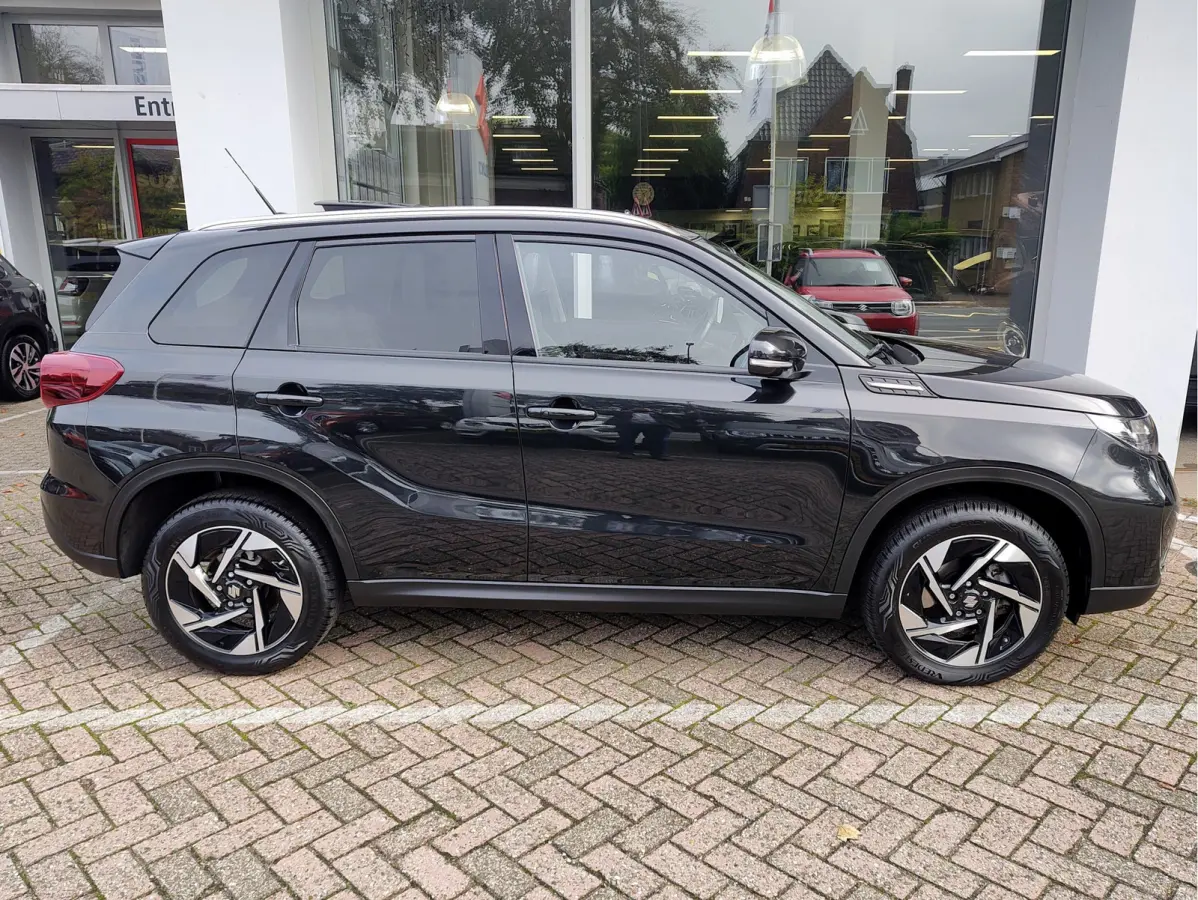 1.4 BOOSTERJET STYLE SMART HYBRID Dodehoekdetectie | Navi | Keyless | Alcantara