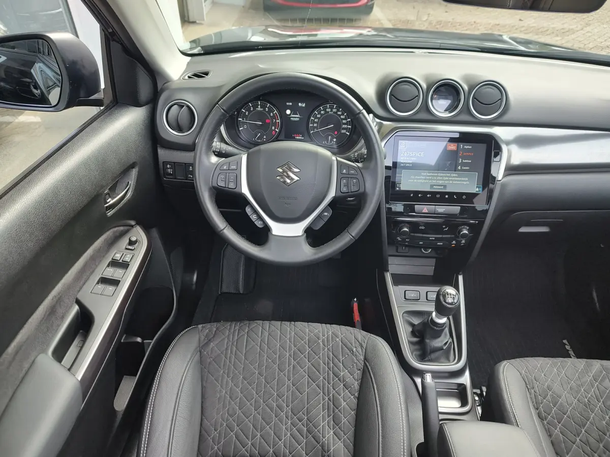 1.4 BOOSTERJET STYLE SMART HYBRID Dodehoekdetectie | Navi | Keyless | Alcantara