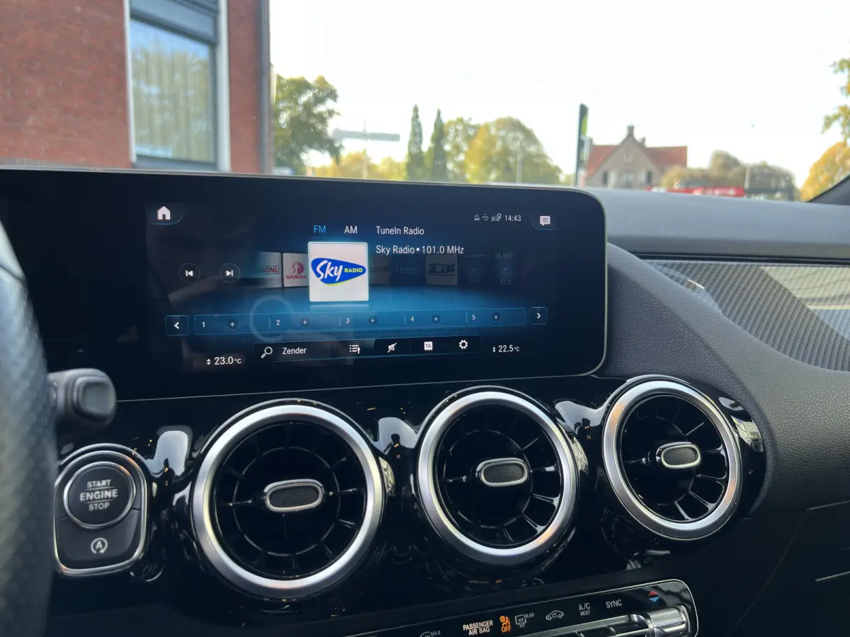 180 Business Solution AMG | NIEUWSTAAT | CAMERA | NAVI | ELEKTR KOFFERBAK | LED |