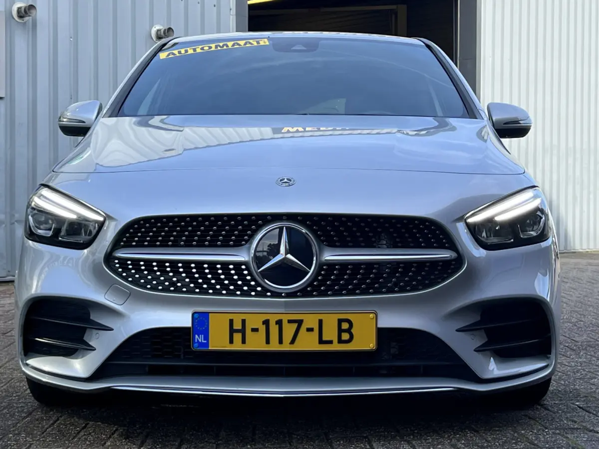 180 Business Solution AMG | NIEUWSTAAT | CAMERA | NAVI | ELEKTR KOFFERBAK | LED |