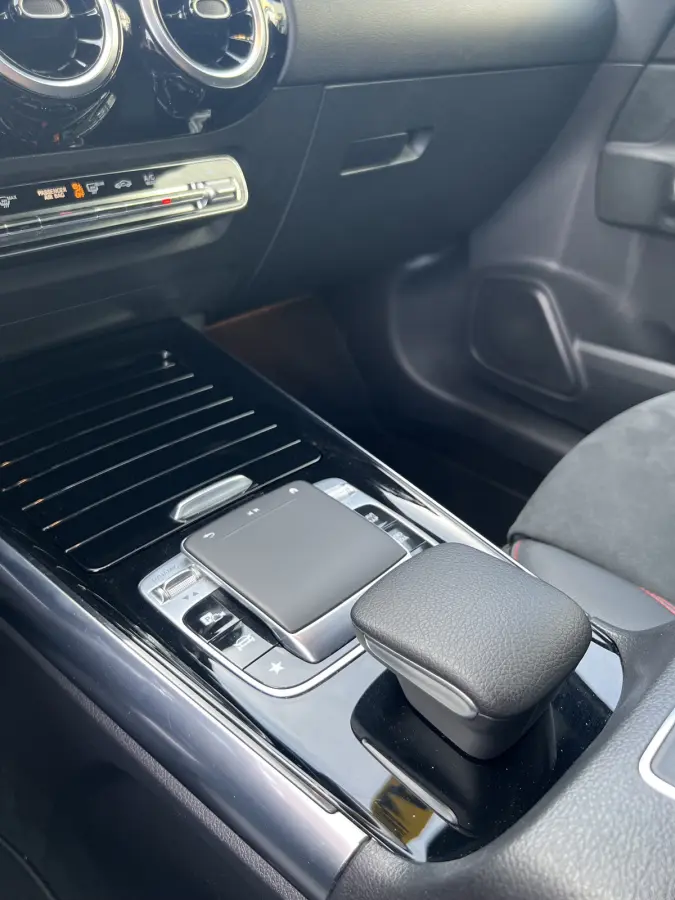 180 Business Solution AMG | NIEUWSTAAT | CAMERA | NAVI | ELEKTR KOFFERBAK | LED |