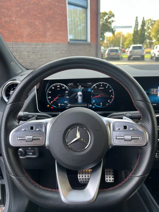 180 Business Solution AMG | NIEUWSTAAT | CAMERA | NAVI | ELEKTR KOFFERBAK | LED |