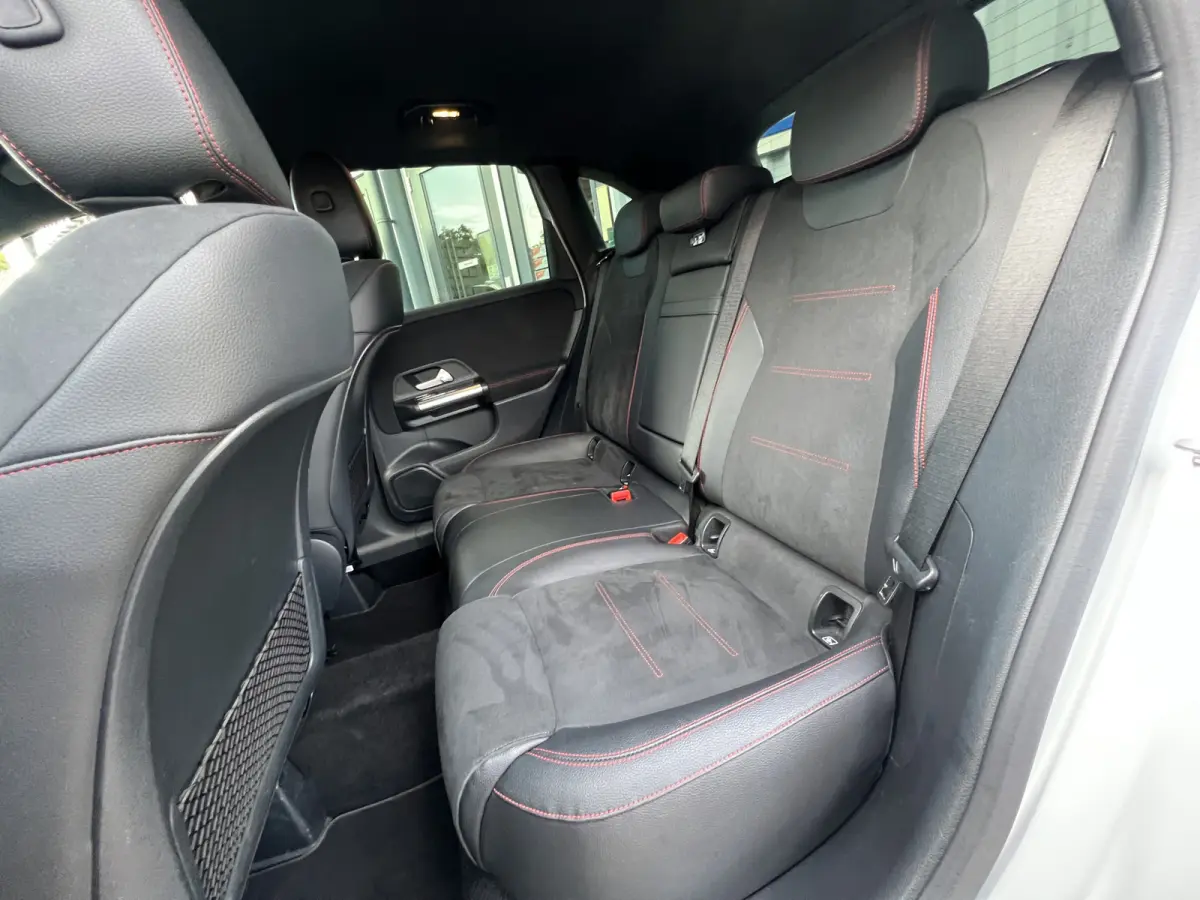180 Business Solution AMG | NIEUWSTAAT | CAMERA | NAVI | ELEKTR KOFFERBAK | LED |
