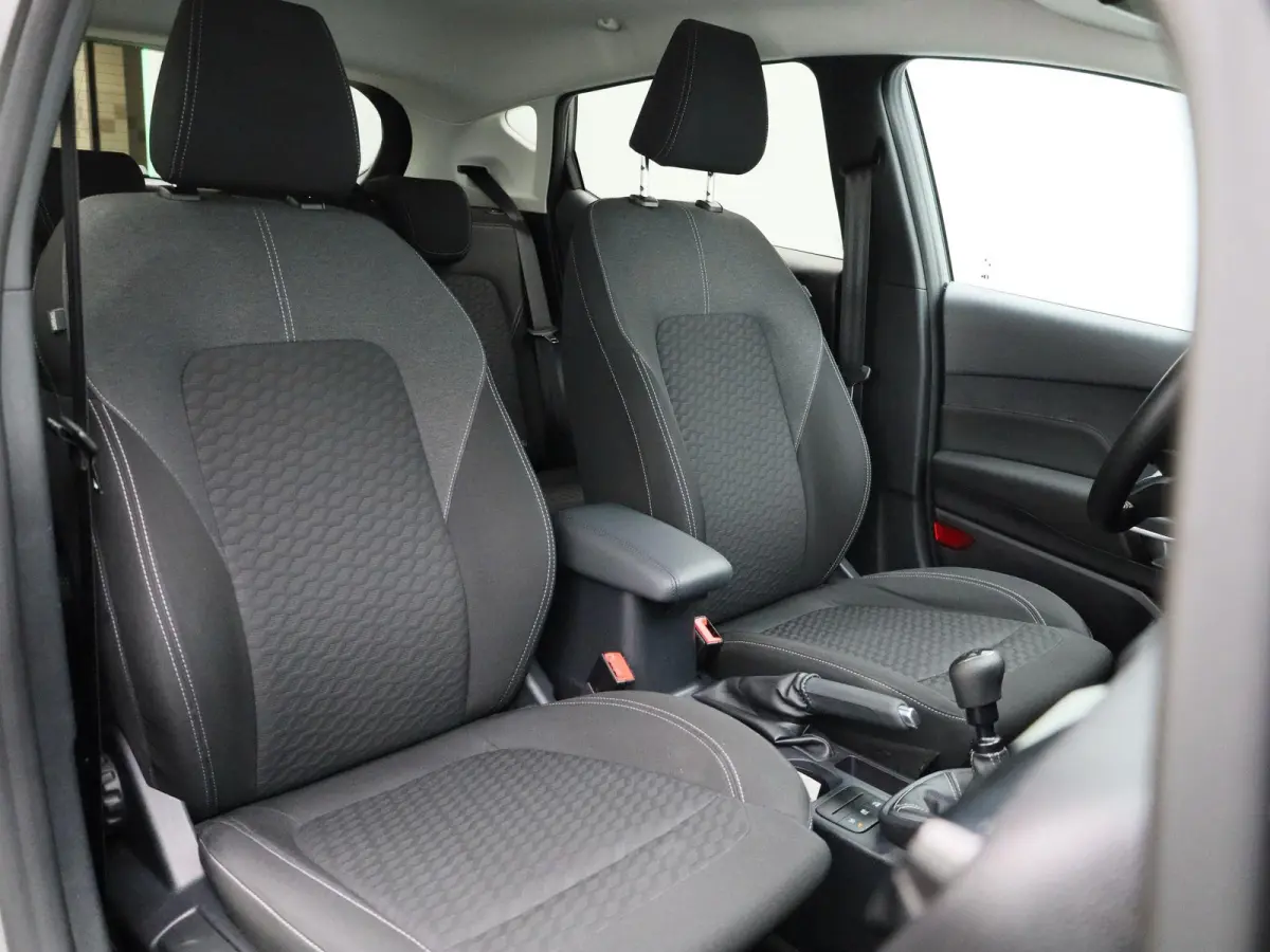 1.0 EcoBoost Hybrid ST-Line | WORDT VERWACHT | ACHTERUITRIJCAMERA | CLIMATE CONTROL | LED | CRUISE CONTROL | APPLE CARPLAY - ANDROID AUTO | KEYLESS START |