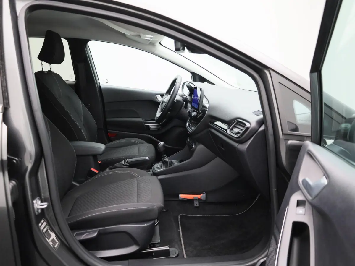 1.0 EcoBoost Hybrid ST-Line | WORDT VERWACHT | ACHTERUITRIJCAMERA | CLIMATE CONTROL | LED | CRUISE CONTROL | APPLE CARPLAY - ANDROID AUTO | KEYLESS START |