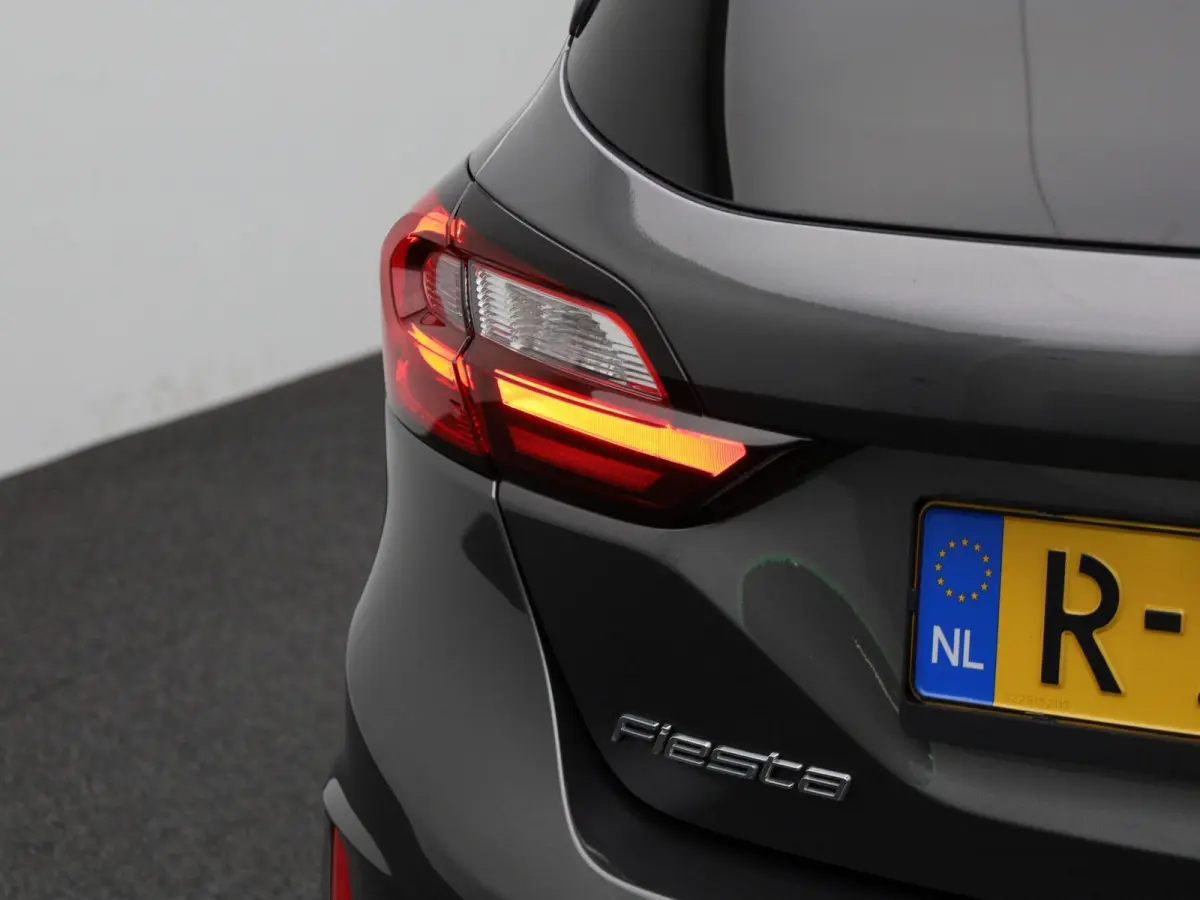 1.0 EcoBoost Hybrid ST-Line | WORDT VERWACHT | ACHTERUITRIJCAMERA | CLIMATE CONTROL | LED | CRUISE CONTROL | APPLE CARPLAY - ANDROID AUTO | KEYLESS START |
