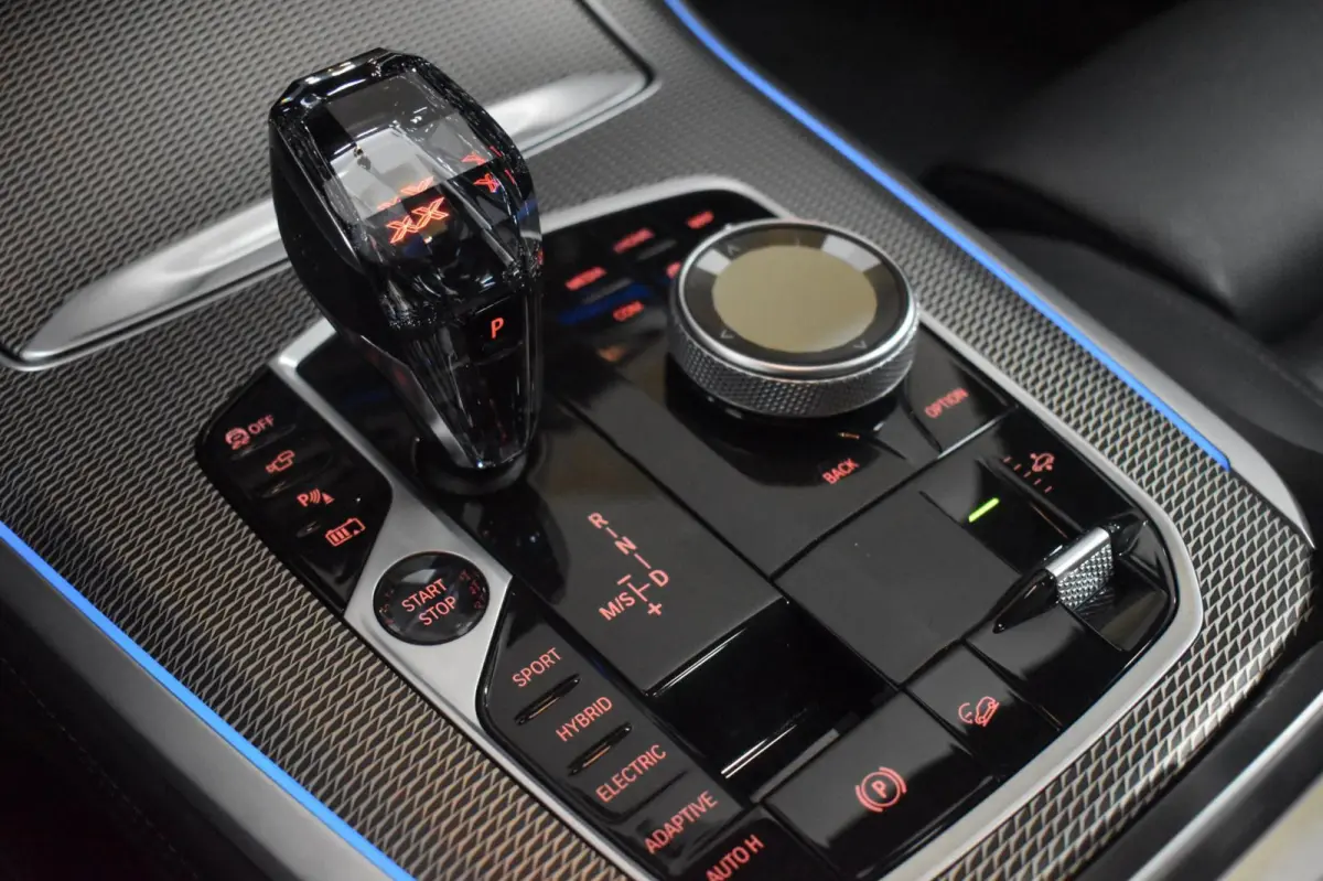 45e M-Sport xDrive 394pk | AKRAPOVIC | STOELVENTILATIE