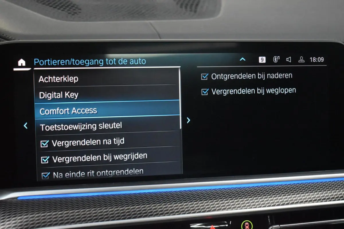 45e M-Sport xDrive 394pk | AKRAPOVIC | STOELVENTILATIE