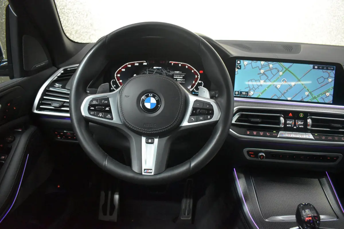 45e M-Sport xDrive 394pk | AKRAPOVIC | STOELVENTILATIE