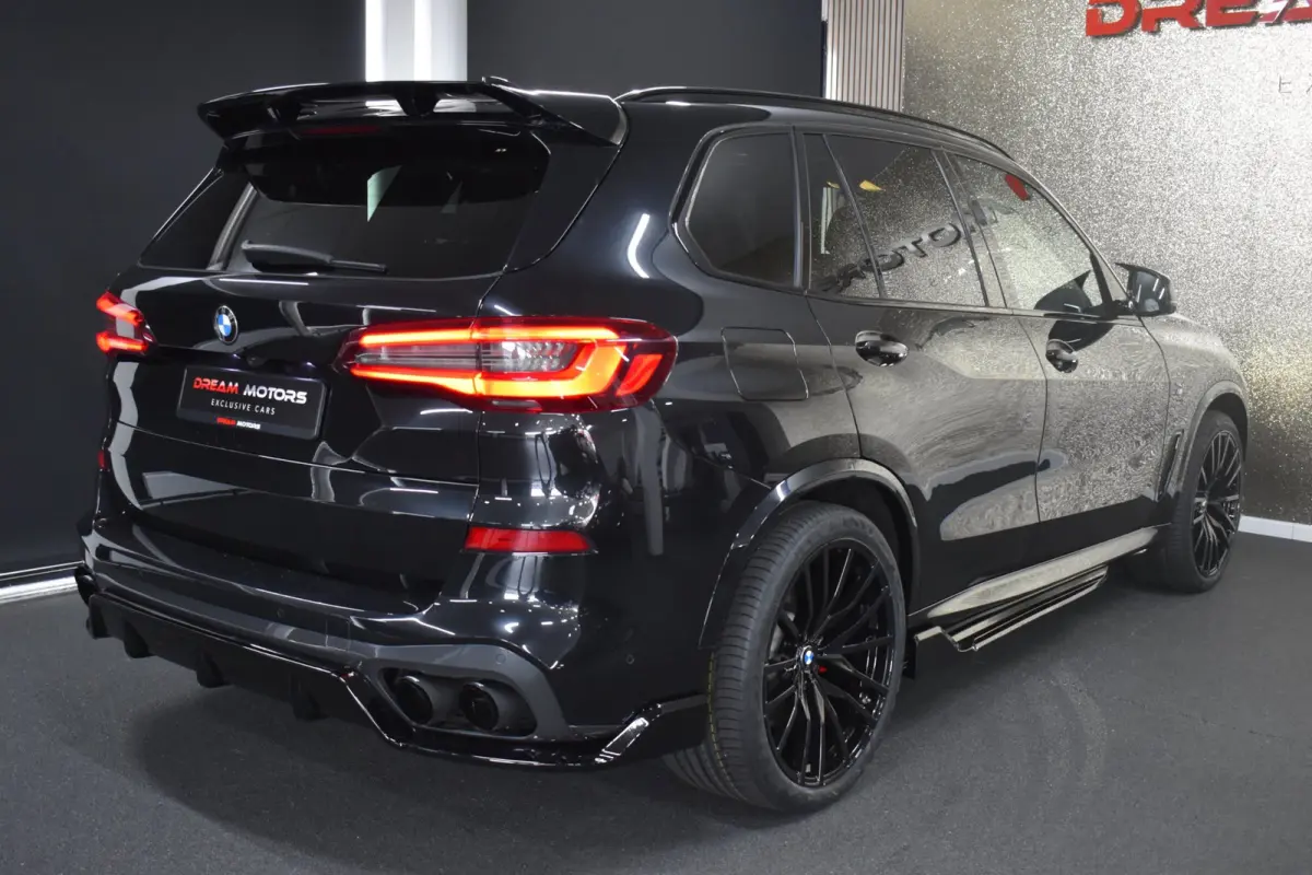 45e M-Sport xDrive 394pk | AKRAPOVIC | STOELVENTILATIE