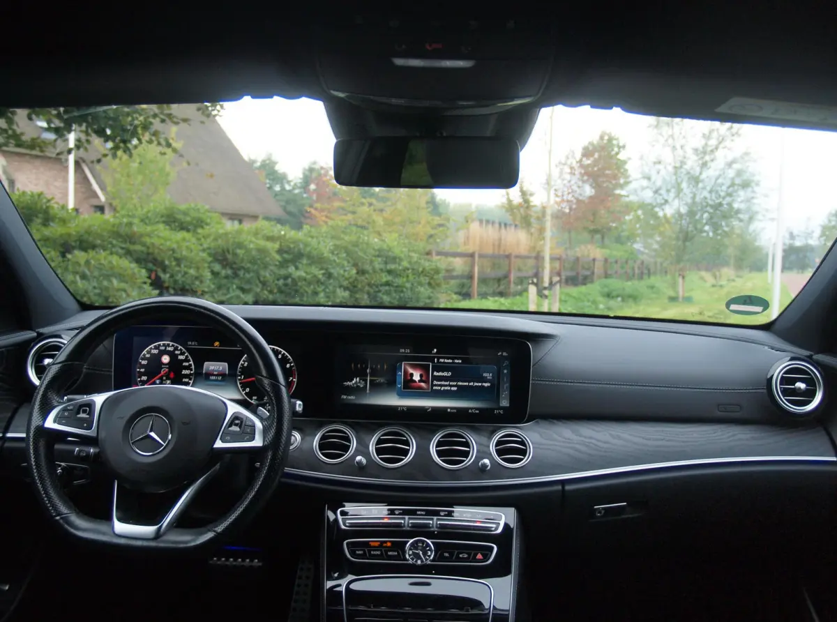 200 Prestige Plus AMG | Widescreen Display | AMG-Pakket | Burmester | Sfeerverlichting | Camera | Stoelmemory | Apple Carplay |