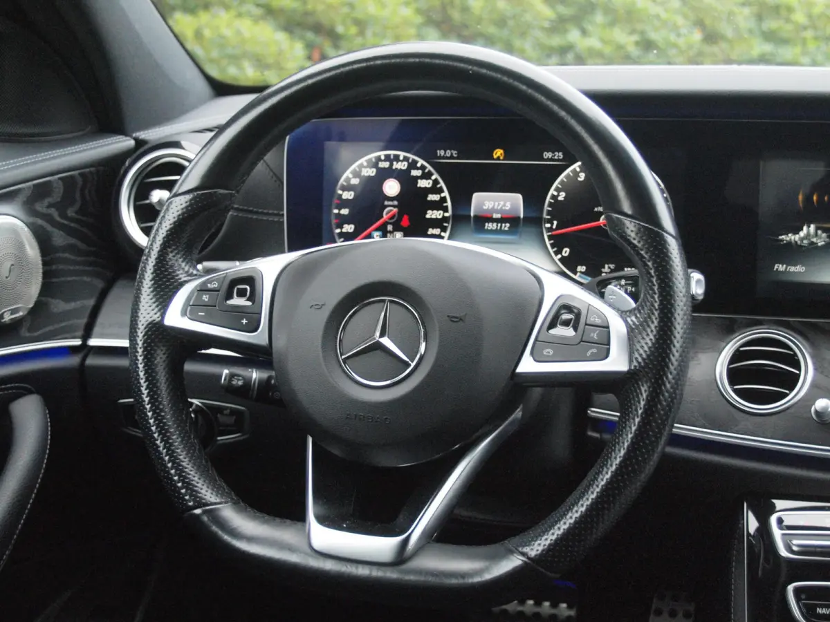 200 Prestige Plus AMG | Widescreen Display | AMG-Pakket | Burmester | Sfeerverlichting | Camera | Stoelmemory | Apple Carplay |