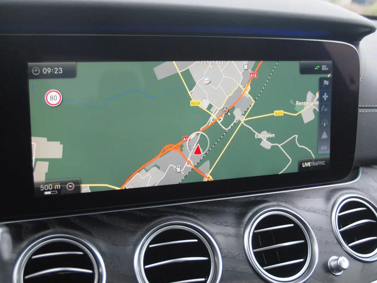 200 Prestige Plus AMG | Widescreen Display | AMG-Pakket | Burmester | Sfeerverlichting | Camera | Stoelmemory | Apple Carplay |