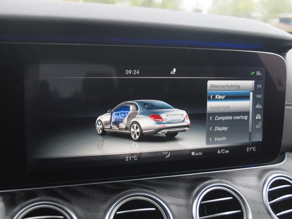 200 Prestige Plus AMG | Widescreen Display | AMG-Pakket | Burmester | Sfeerverlichting | Camera | Stoelmemory | Apple Carplay |