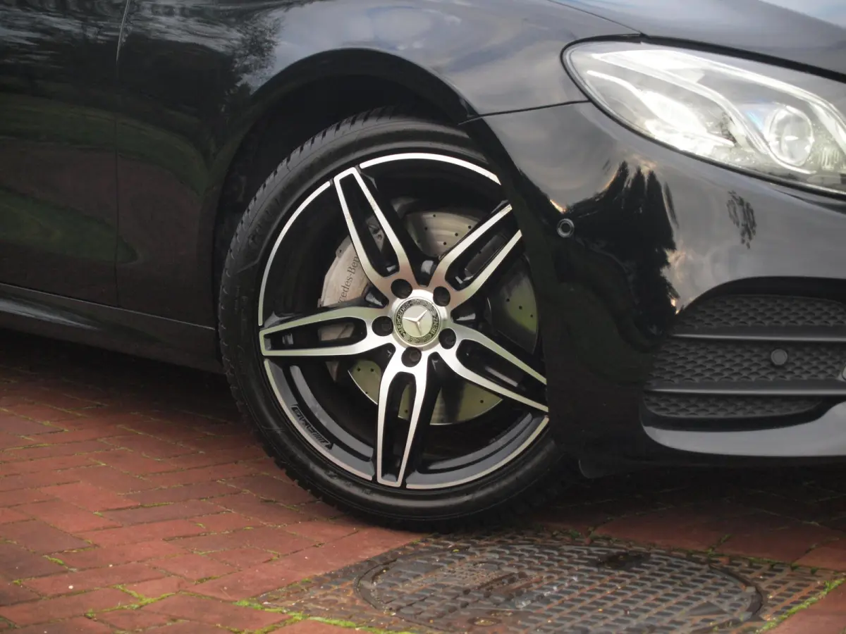 200 Prestige Plus AMG | Widescreen Display | AMG-Pakket | Burmester | Sfeerverlichting | Camera | Stoelmemory | Apple Carplay |