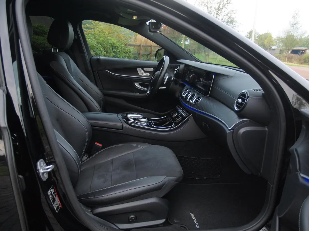 200 Prestige Plus AMG | Widescreen Display | AMG-Pakket | Burmester | Sfeerverlichting | Camera | Stoelmemory | Apple Carplay |