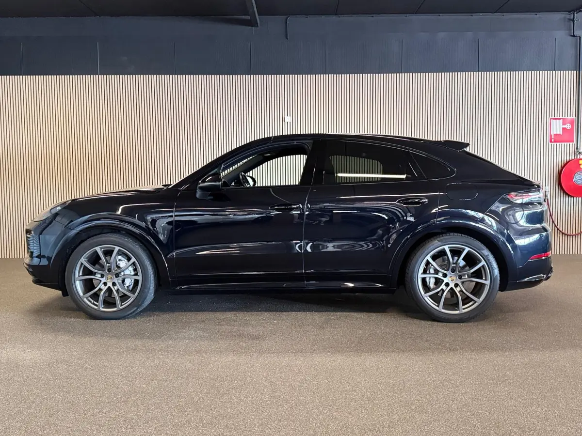 3.0 E-Hybrid SPORT DESIGN-LUCHTVERING-PANORAMA-SPORT CHRONO-COMPLEET