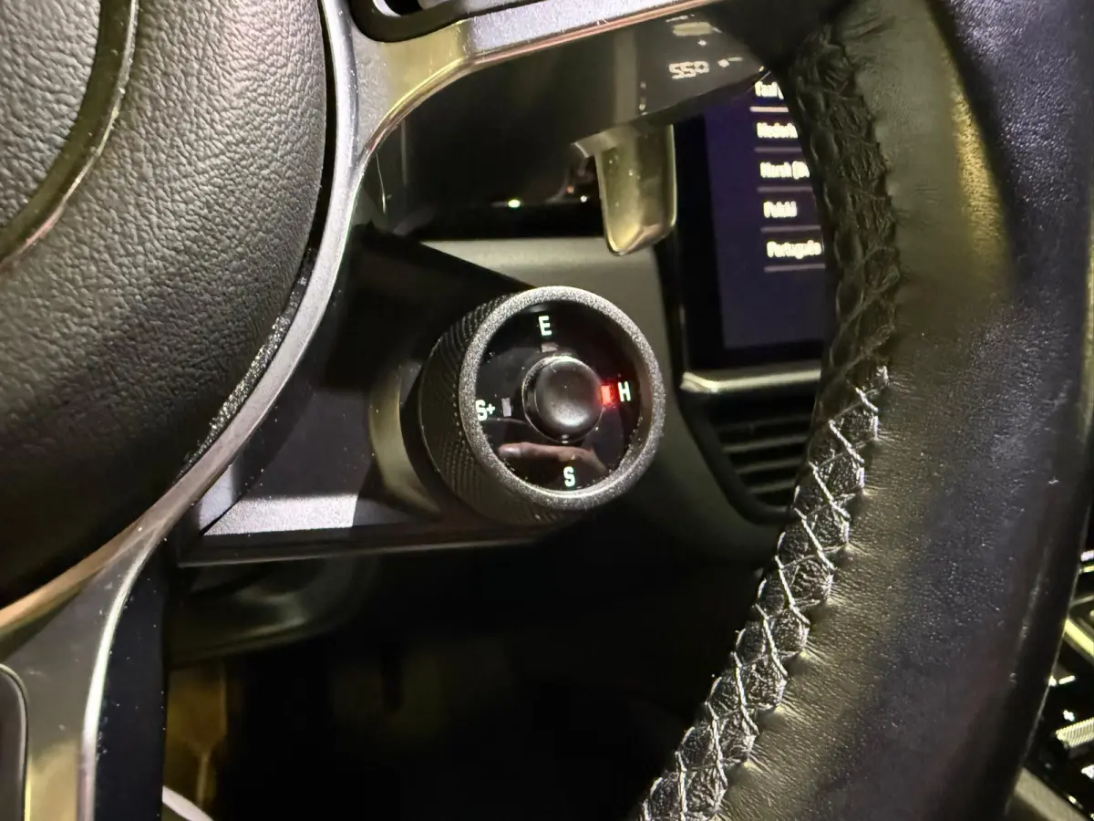 3.0 E-Hybrid SPORT DESIGN-LUCHTVERING-PANORAMA-SPORT CHRONO-COMPLEET