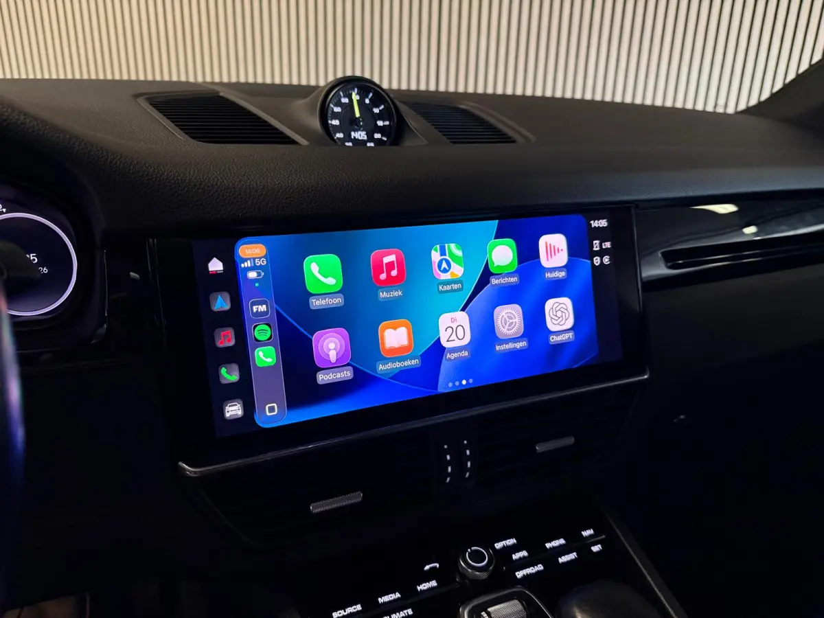 3.0 E-Hybrid SPORT DESIGN-LUCHTVERING-PANORAMA-SPORT CHRONO-COMPLEET