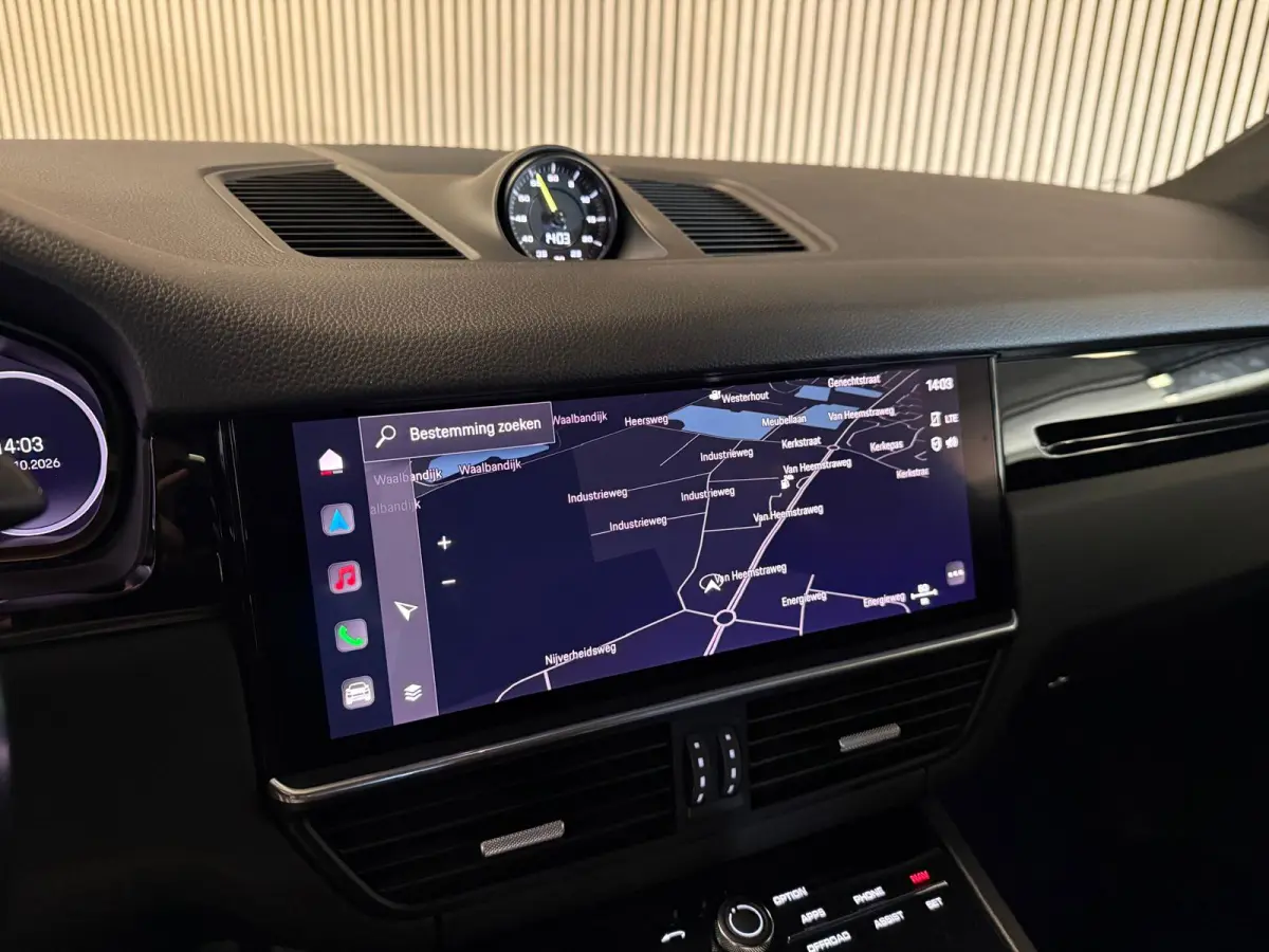 3.0 E-Hybrid SPORT DESIGN-LUCHTVERING-PANORAMA-SPORT CHRONO-COMPLEET