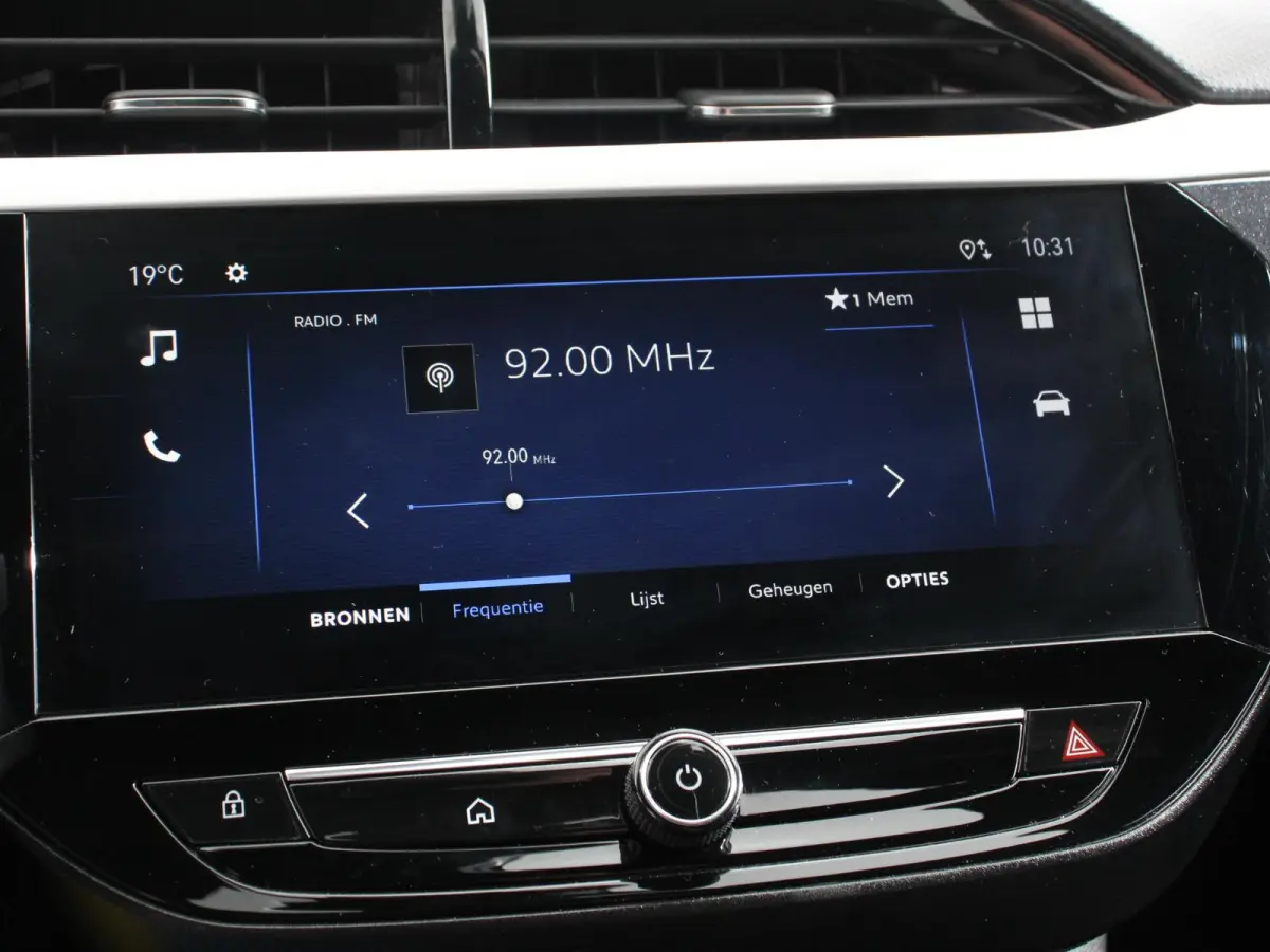 1.2 Turbo 100pk GS Nieuw model!  Navigatie Apple Carplay/Android Auto Airco Camera Parkeer sensoren Cruise Control Lichtmetalen Velgen