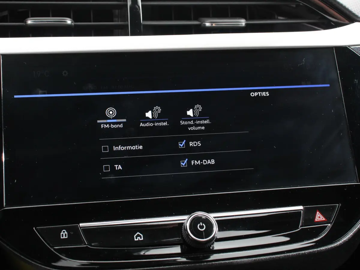 1.2 Turbo 100pk GS Nieuw model!  Navigatie Apple Carplay/Android Auto Airco Camera Parkeer sensoren Cruise Control Lichtmetalen Velgen
