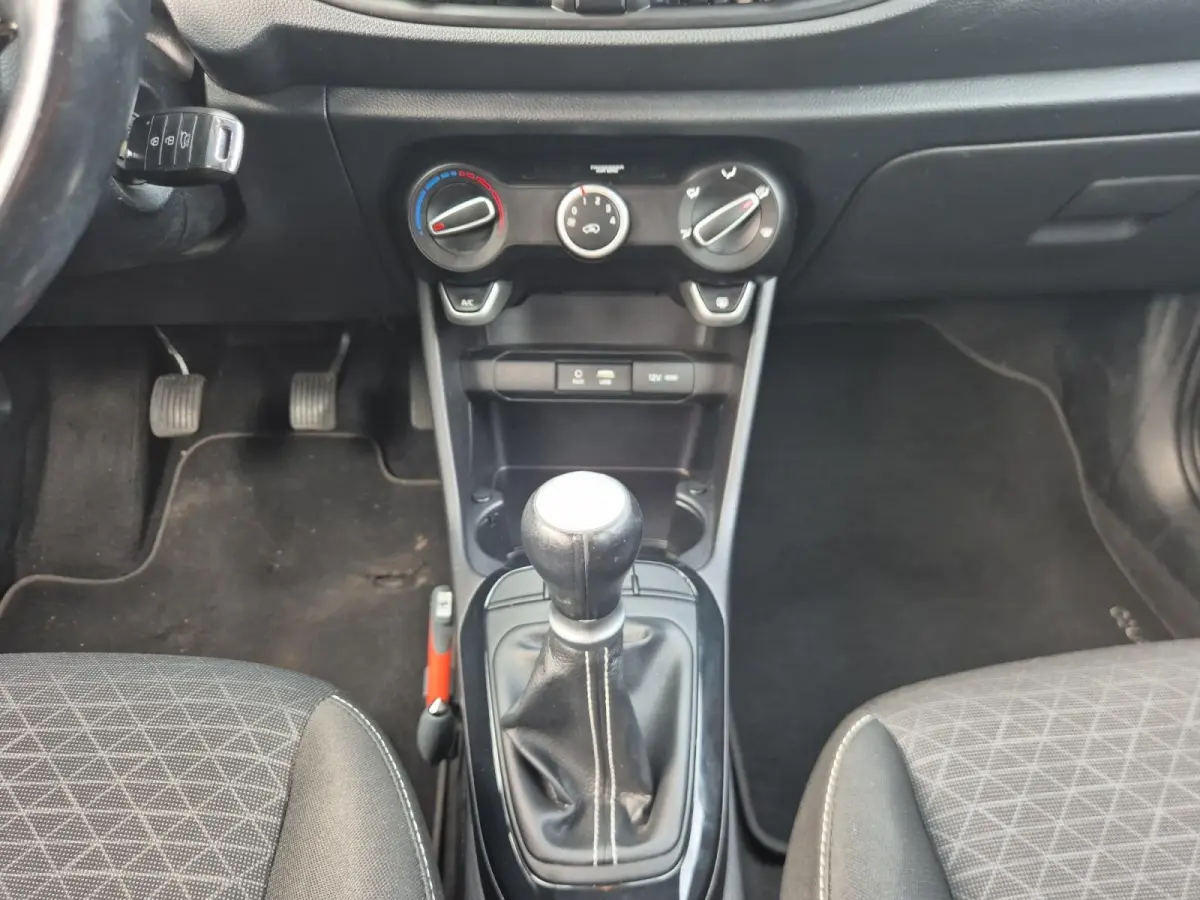 1.0 MPi DynamicLine | Airco | Navi | Camera | LM Velgen |