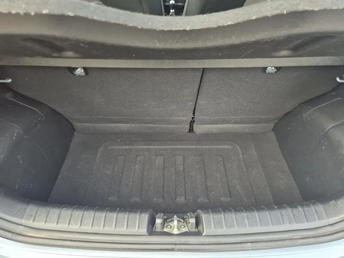 1.0 MPi DynamicLine | Airco | Navi | Camera | LM Velgen |