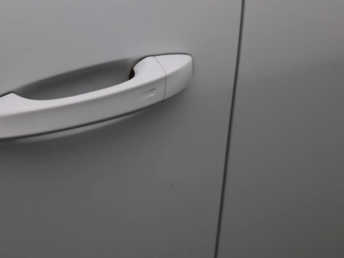 1.2 Business Elegance | WORDT VERWACHT | AUTOMAAT | ACHTERUITRIJCAMERA | APPLE CARPLAY - ANDROID AUTO | STOELVERWARMING | STUURWIELVERWARMING | CLIMATE CONTROL | ADAPTIVE CRUISE CONTROL |