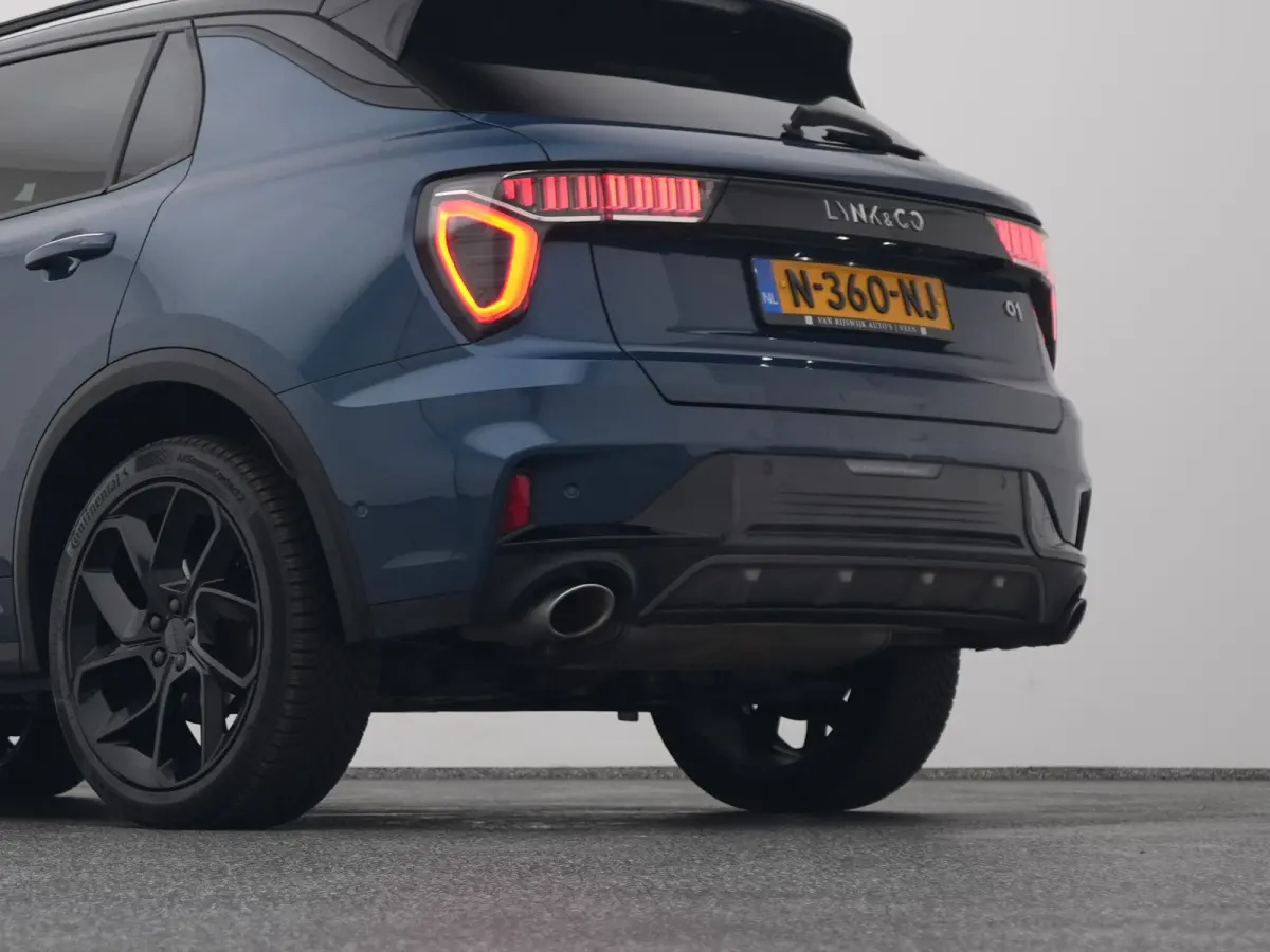 1.5 Plug-in Hybrid |  BLACK |  NLD AUTO