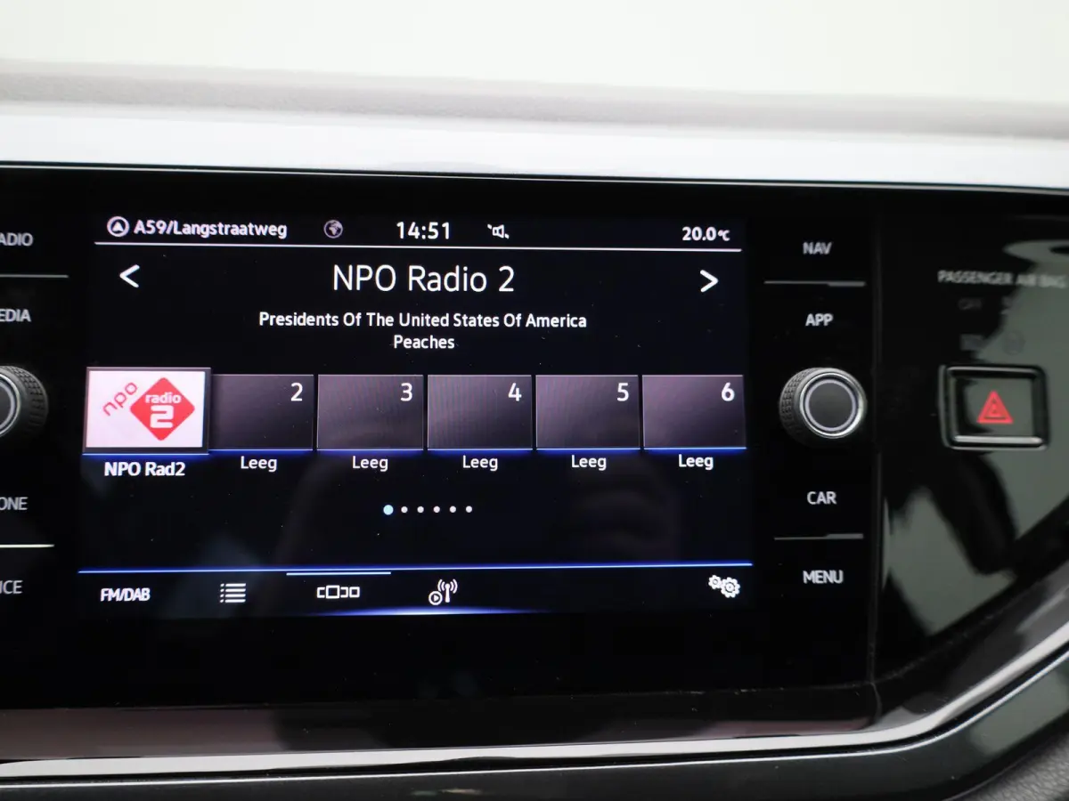 1.0 TSI Highline | WORDT VERWACHT | APPLE CARPLAY - ANDROID AUTO | CLIMATE CONTROL | NAVIGATIE | PARKEERSENSOREN | ADAPTIVE CRUISE CONTROL | LICHTMETALEN VELGEN |