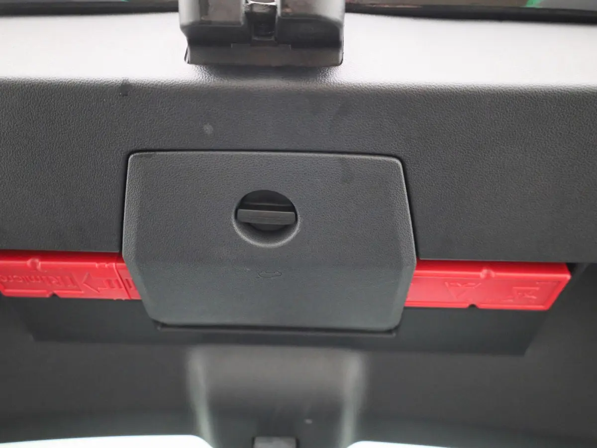 1.0 TSI Highline | WORDT VERWACHT | APPLE CARPLAY - ANDROID AUTO | CLIMATE CONTROL | NAVIGATIE | PARKEERSENSOREN | ADAPTIVE CRUISE CONTROL | LICHTMETALEN VELGEN |