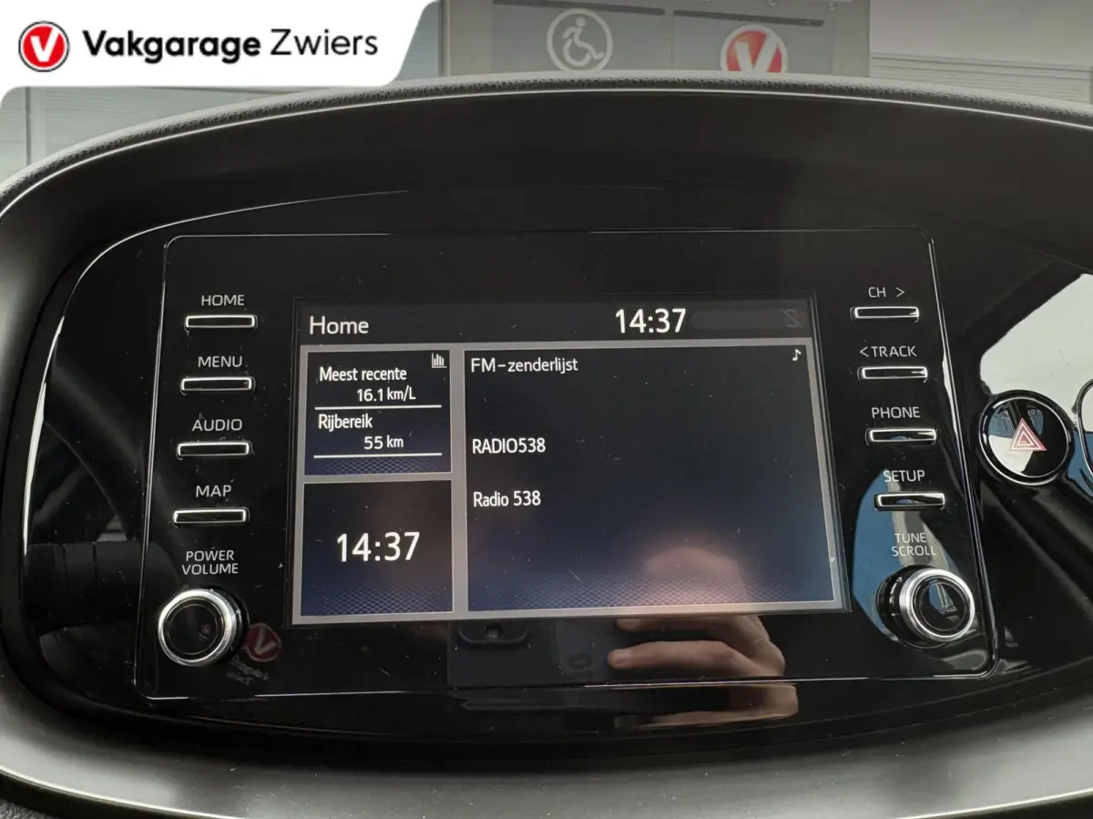 1.0 VVT-i S-CVT Play |Camera|Cruise|Automaat|Carplay.