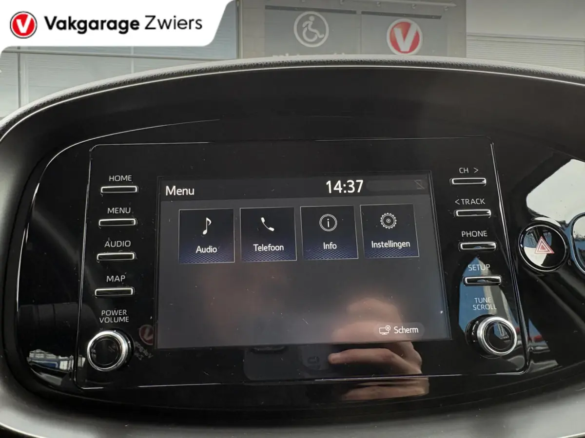 1.0 VVT-i S-CVT Play |Camera|Cruise|Automaat|Carplay.