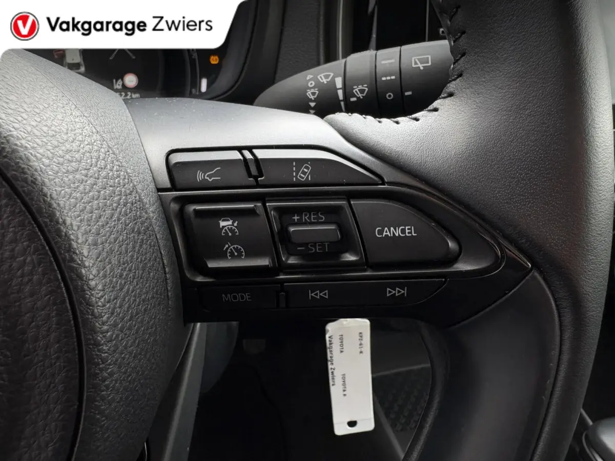 1.0 VVT-i S-CVT Play |Camera|Cruise|Automaat|Carplay.