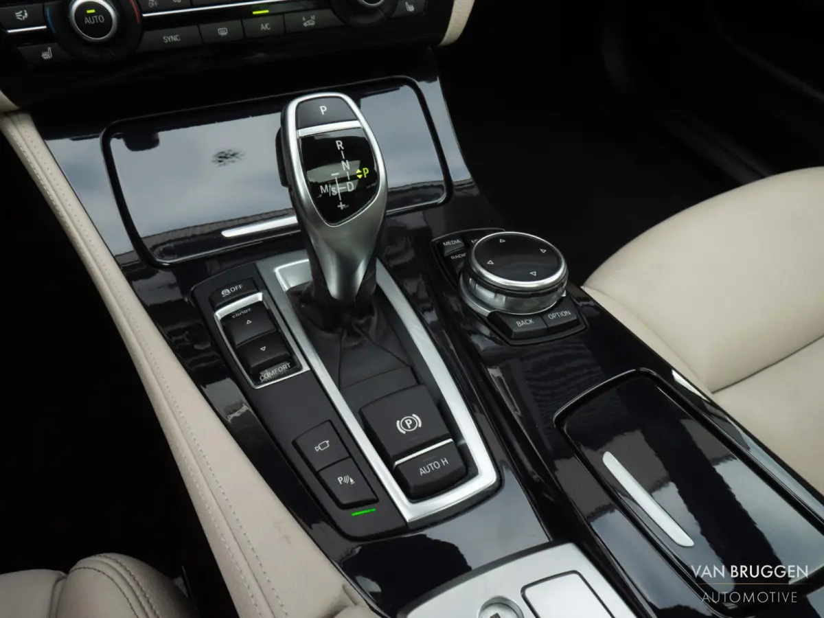 528i M-Sport High Executive Pano HK-Audio Memory