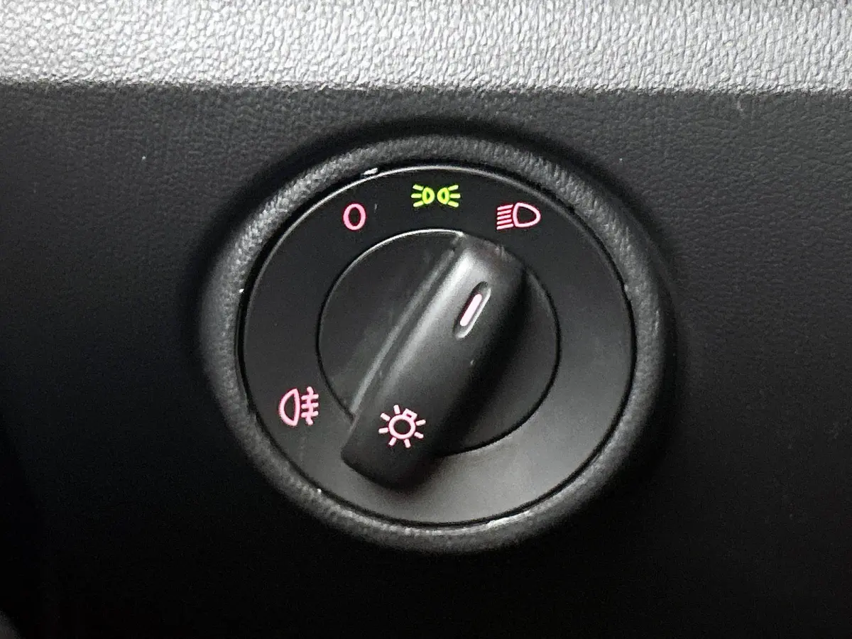 Up! 1.0 | AIRCO | BLUETOOTH | ELEKTRISCHE RAMEN VOOR |