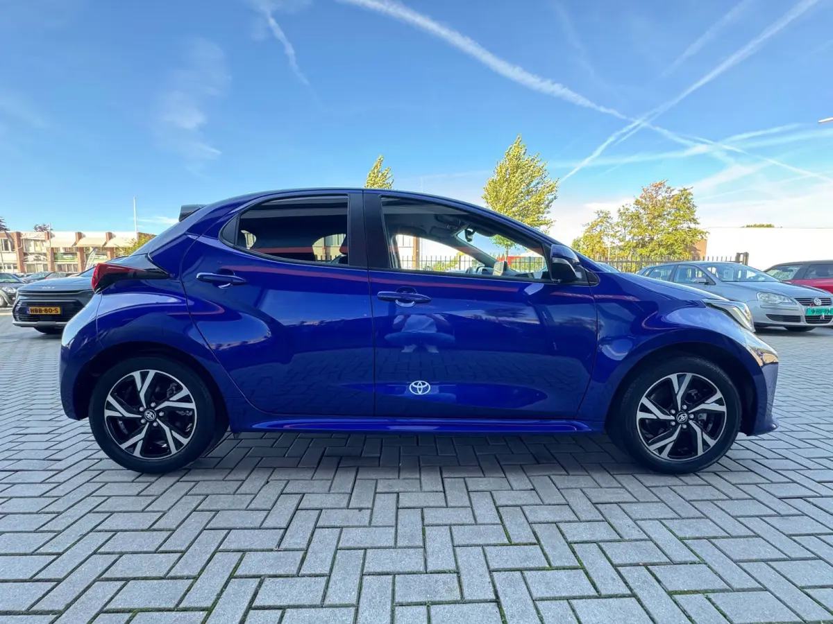 1.5 Hybrid 115 Dynamic | Keyless | Dodehoek | Camera | BTW