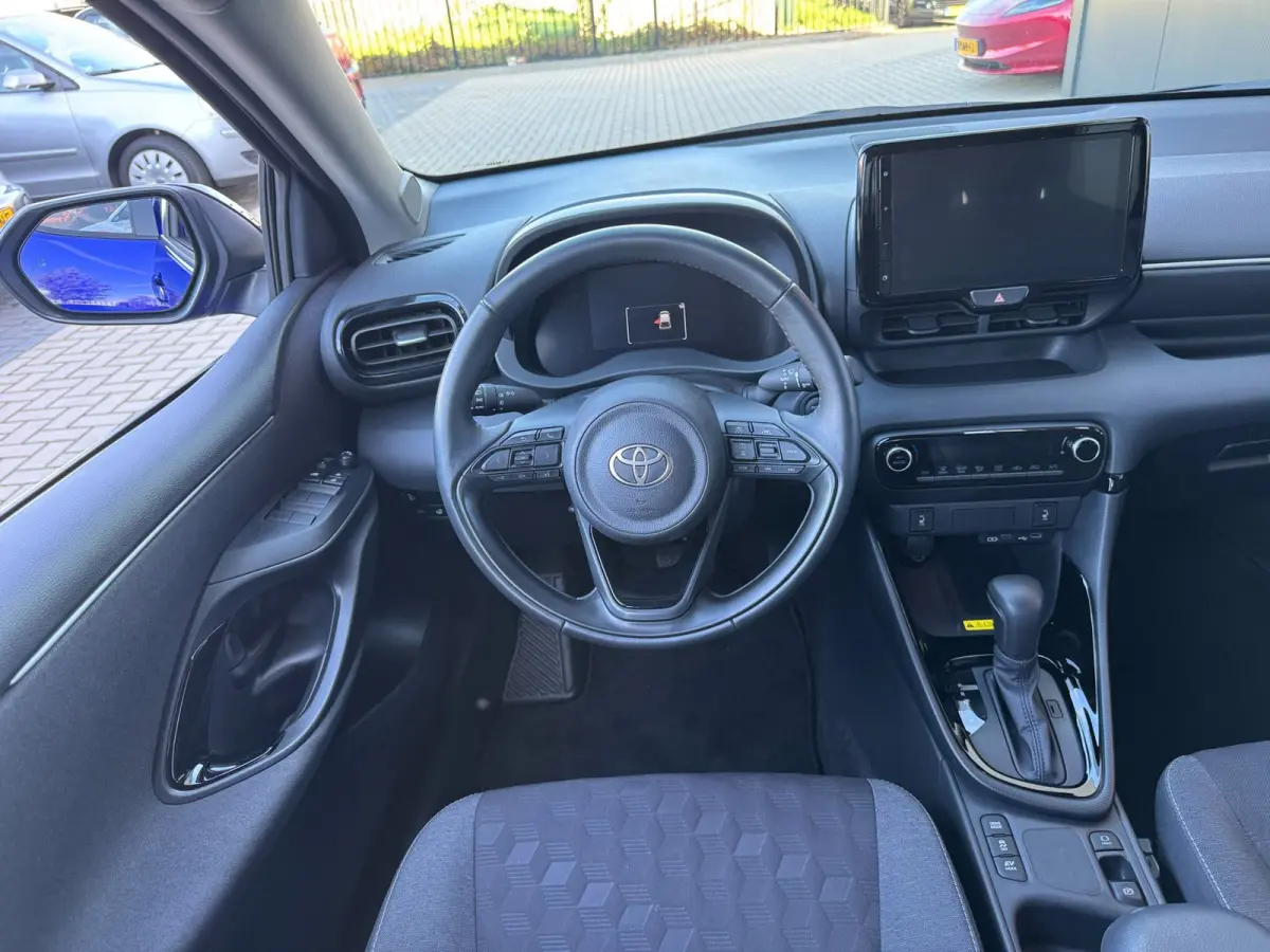1.5 Hybrid 115 Dynamic | Keyless | Dodehoek | Camera | BTW