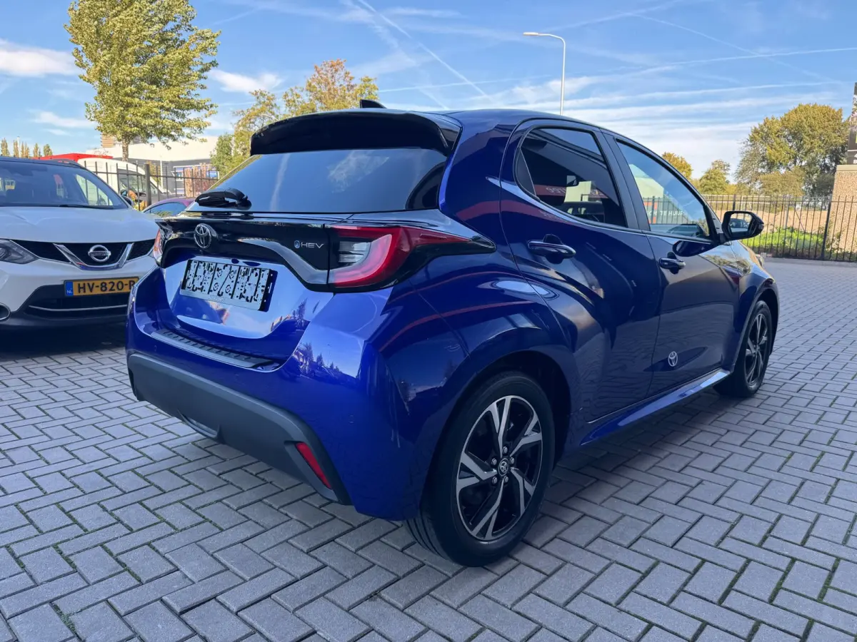 1.5 Hybrid 115 Dynamic | Keyless | Dodehoek | Camera | BTW