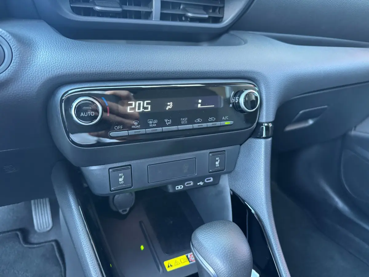 1.5 Hybrid 115 Dynamic | Keyless | Dodehoek | Camera | BTW