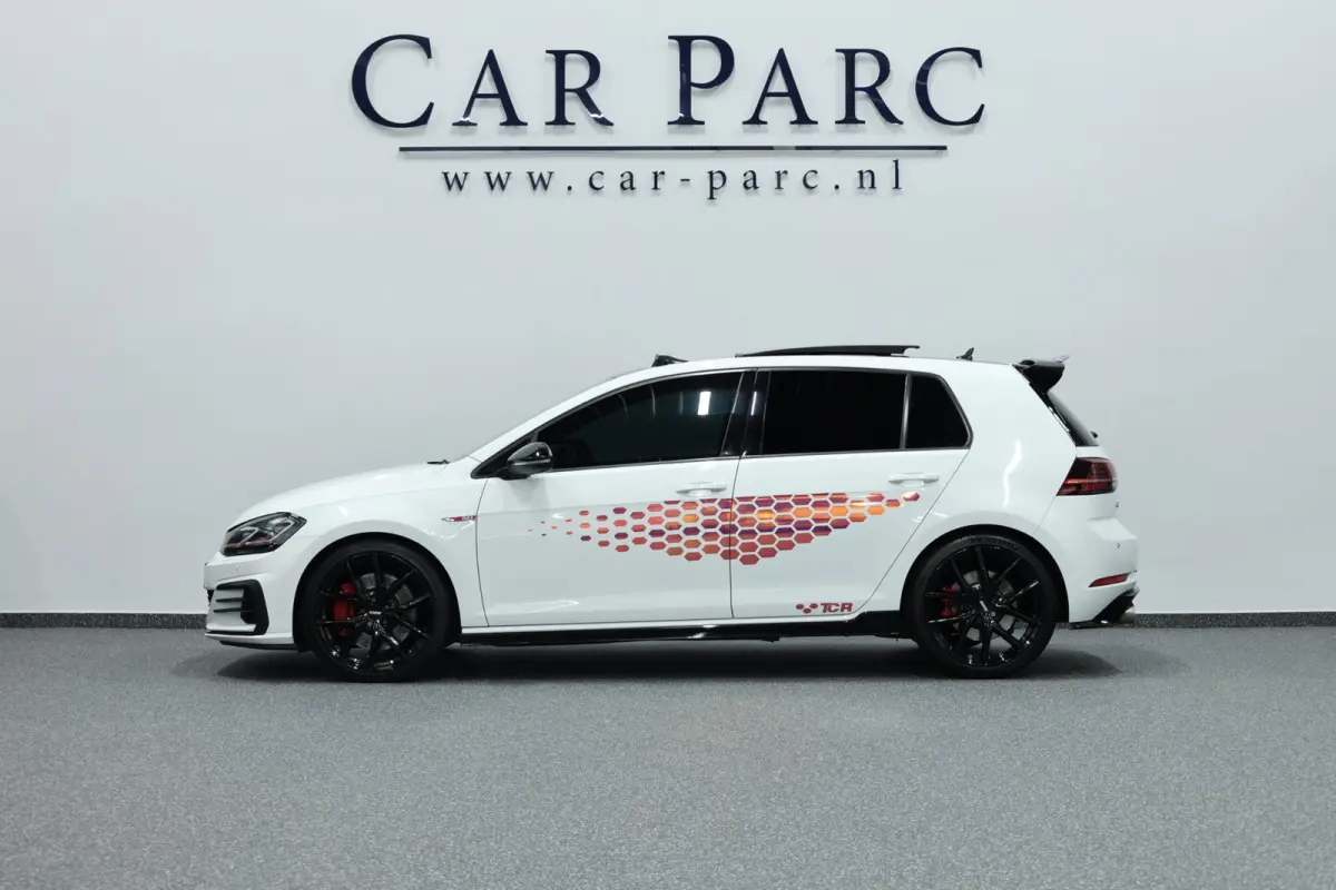 2.0 TSI GTI TCR 290+PK LED/VIRTUAL/PANO/ALCANTARA+S.VERWARMING/LMV 19'/CAM/DYNAUDIO/LINE/ACC/ECC/12 MDN GARANTIE!